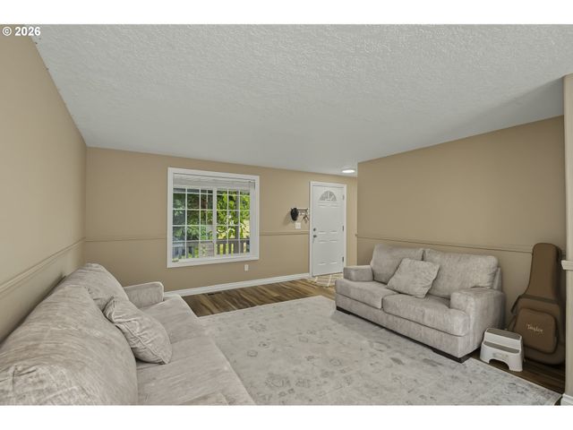 1448 Se 148TH Ave, Portland, OR 97233