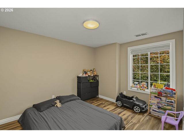 1448 Se 148TH Ave, Portland, OR 97233