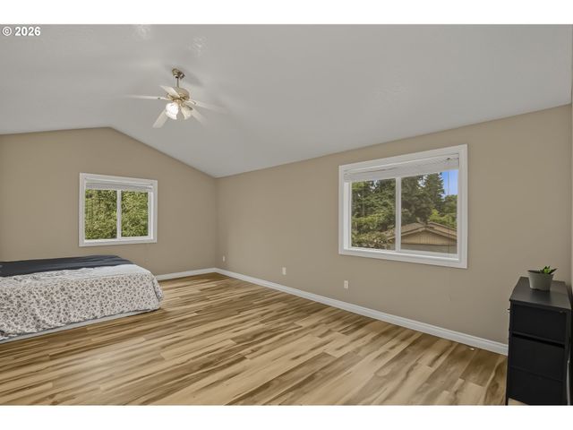1448 Se 148TH Ave, Portland, OR 97233