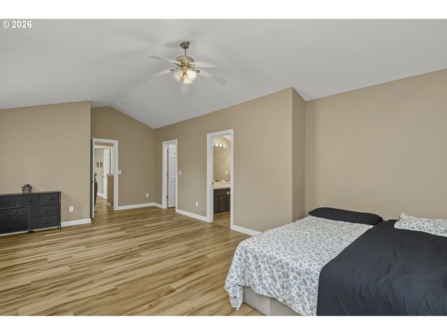1448 Se 148TH Ave, Portland, OR 97233
