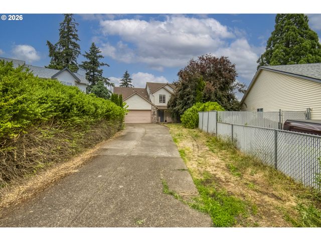 1448 Se 148TH Ave, Portland, OR 97233