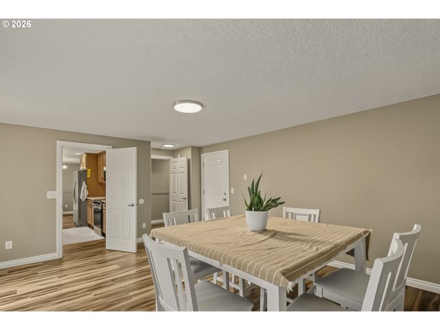 1448 Se 148TH Ave, Portland, OR 97233