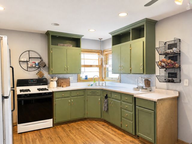 5309 James Avenue N, Brooklyn Center, MN 55430