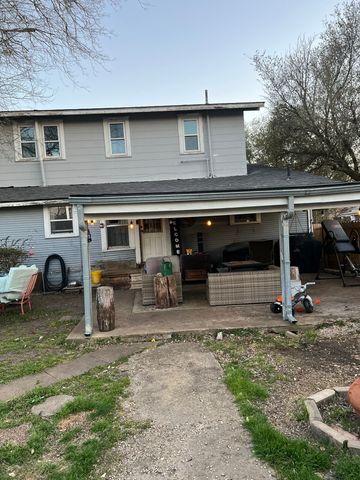 100 E Mulberry Street, Leonard, TX 75452