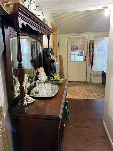 100 E Mulberry Street, Leonard, TX 75452