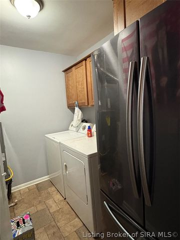 817 Marigold Drive, Jeffersonville, IN 47130