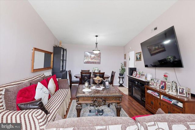 8363 CANNING TER, Greenbelt, MD 20770