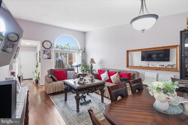 8363 CANNING TER, Greenbelt, MD 20770