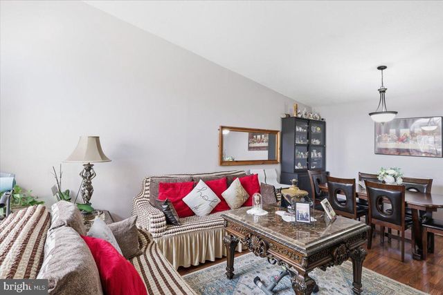 8363 CANNING TER, Greenbelt, MD 20770