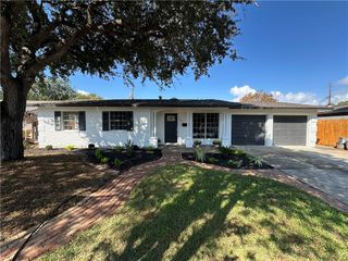 1721 Denver St, Portland, TX 78374