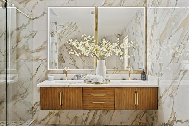 3210 Freshmeadows Drive, Houston, TX 77063