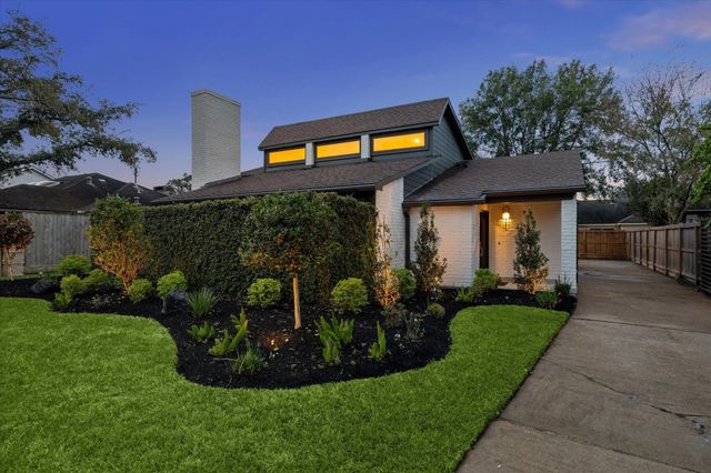 3210 Freshmeadows Drive, Houston, TX 77063