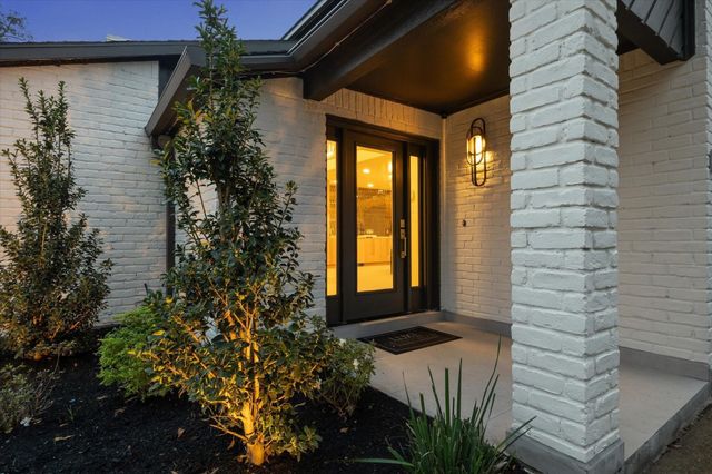 3210 Freshmeadows Drive, Houston, TX 77063