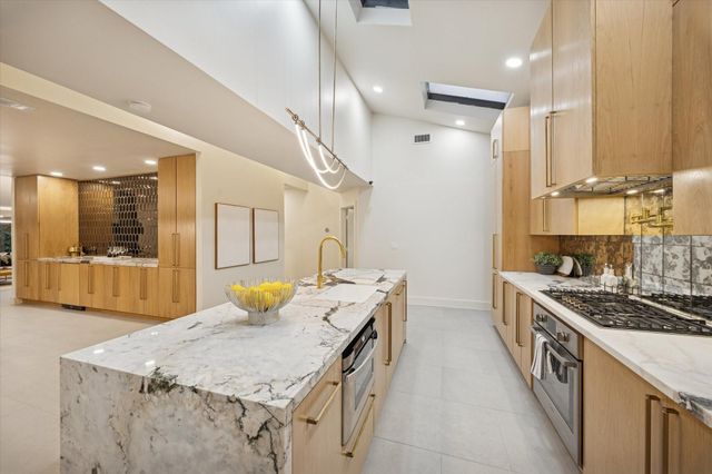 3210 Freshmeadows Drive, Houston, TX 77063