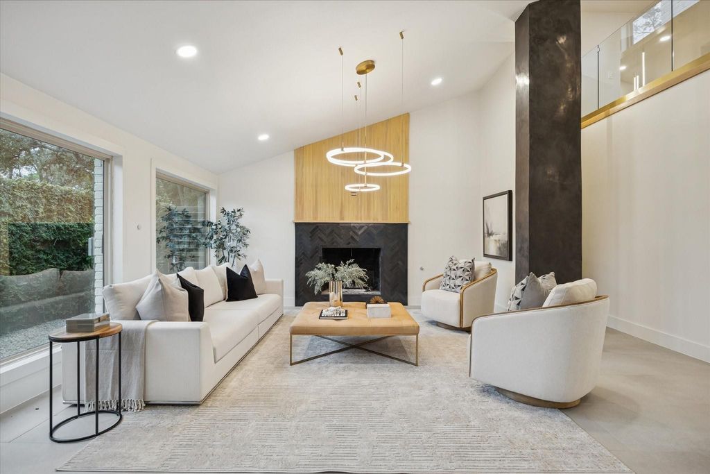 3210 Freshmeadows Drive, Houston, TX 77063