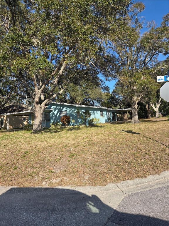 821 HELENA DRIVE, Largo, FL 33770