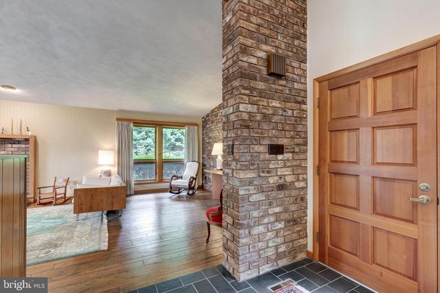 7 PINE HILL DR, Westminster, MD 21157