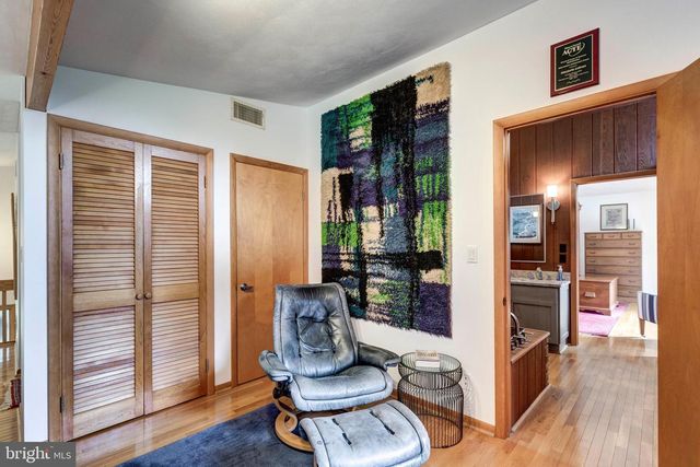 7 PINE HILL DR, Westminster, MD 21157