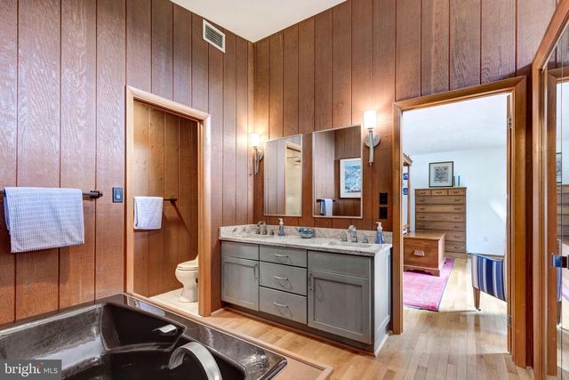 7 PINE HILL DR, Westminster, MD 21157