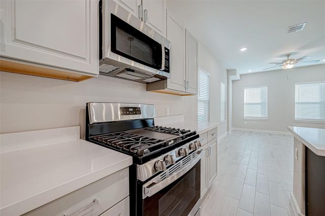 1547 Revolution Way, Missouri City, TX 77459