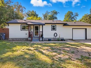 210 E Boomer Street, Lexington, OK 73051