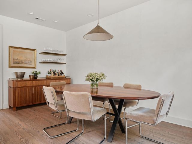 1109 Elm ST D, Austin, TX 78703