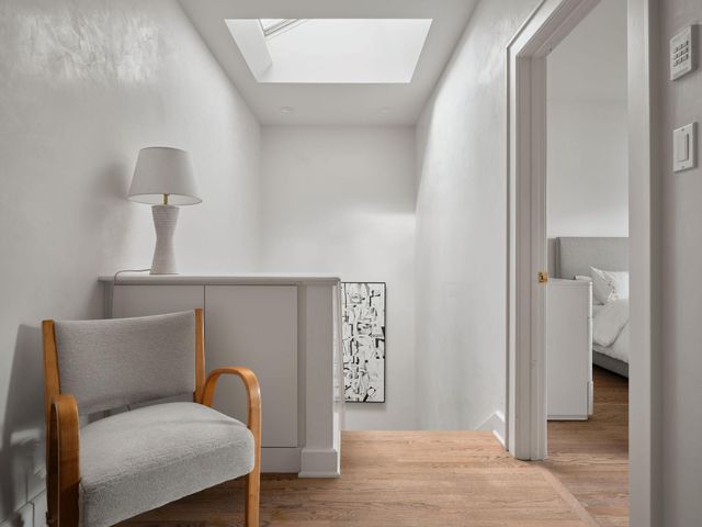 1109 Elm ST D, Austin, TX 78703