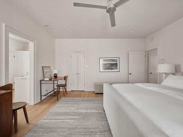 1109 Elm ST D, Austin, TX 78703