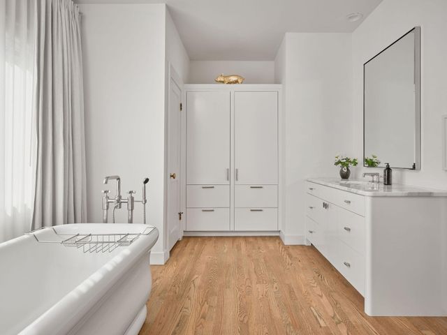 1109 Elm ST D, Austin, TX 78703