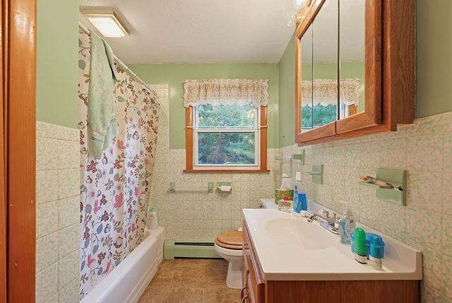 73 Justice Hill Rd, Sterling, MA 01564