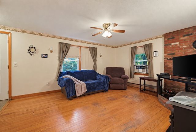 73 Justice Hill Rd, Sterling, MA 01564