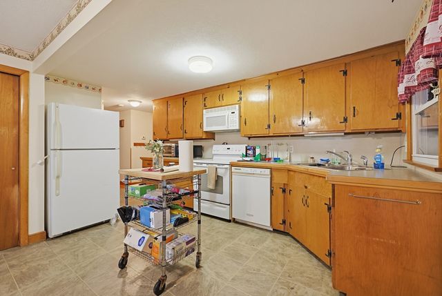 73 Justice Hill Rd, Sterling, MA 01564