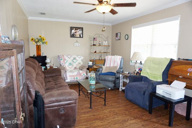 2071 Short Avenue, Sneads, FL 32460