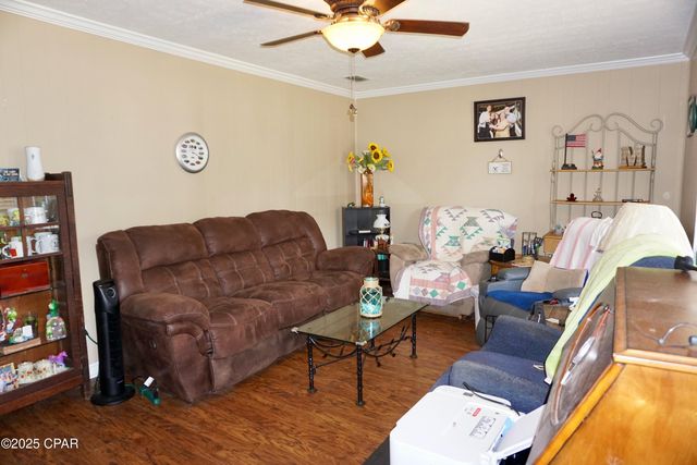 2071 Short Avenue, Sneads, FL 32460