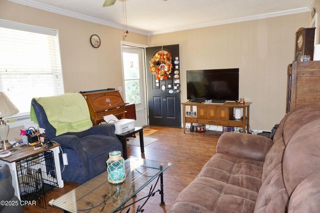 2071 Short Avenue, Sneads, FL 32460