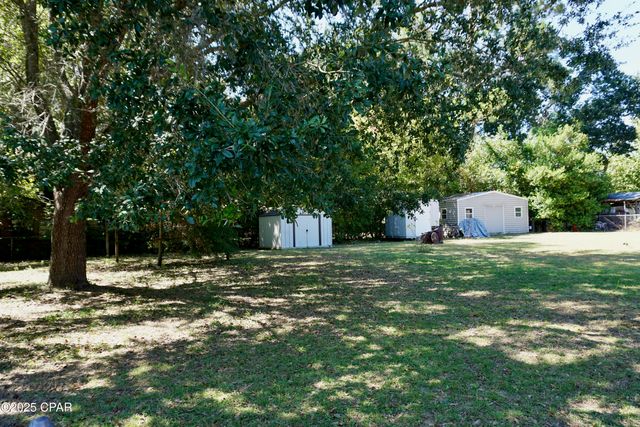 2071 Short Avenue, Sneads, FL 32460
