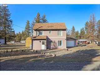 127 S MIKE Rd, Tygh Valley, OR 97063