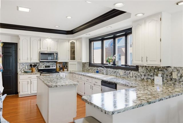 300 W Olney RD, Norfolk, VA 23507