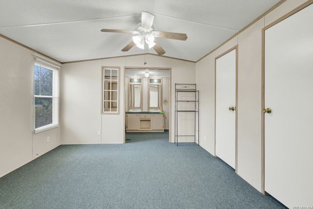259 McKnight RD, Seguin, TX 78155