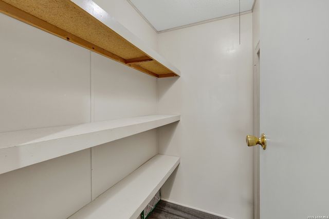 259 McKnight RD, Seguin, TX 78155