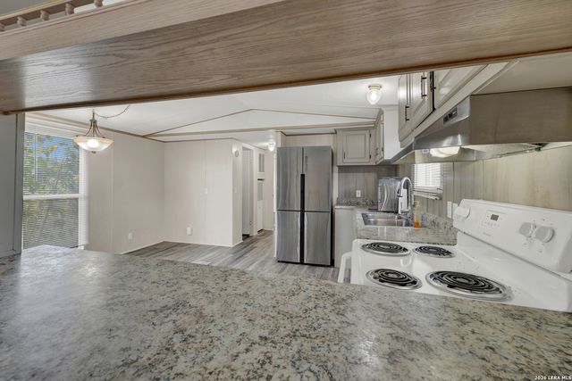 259 McKnight RD, Seguin, TX 78155