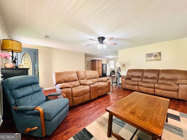 4085 Mount Zion Road, Carrollton, GA 30117