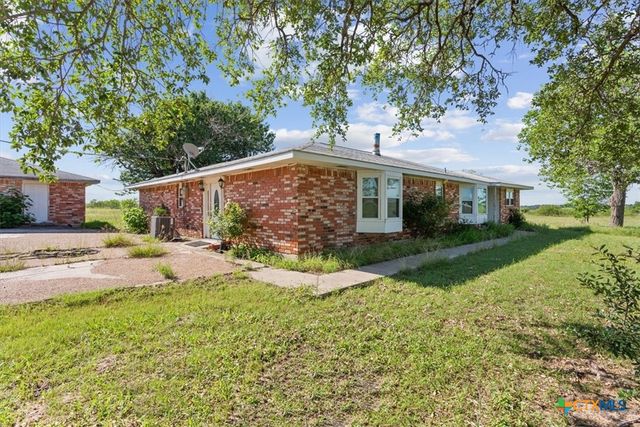 9088 Fm 437, Rogers, TX 76569