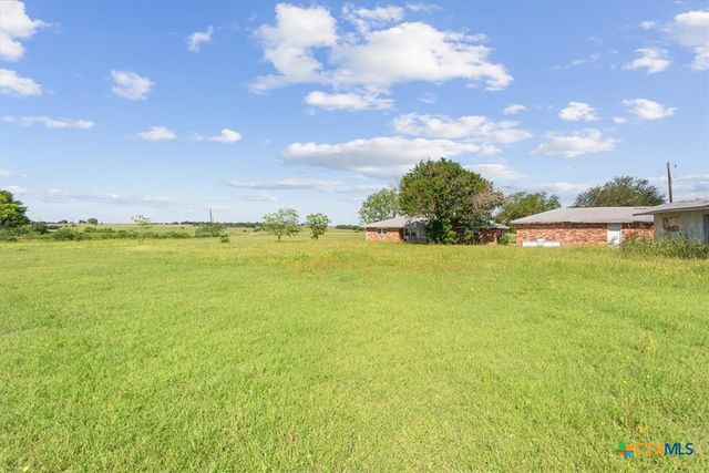 9088 Fm 437, Rogers, TX 76569