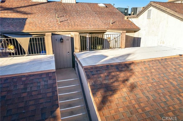 22421 Sherman Way 10, West Hills, CA 91307