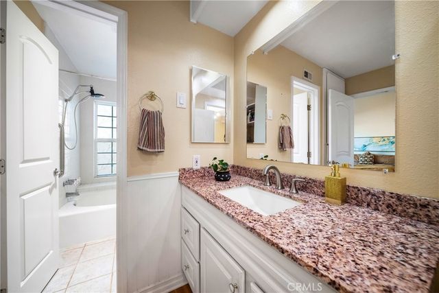 22421 Sherman Way 10, West Hills, CA 91307