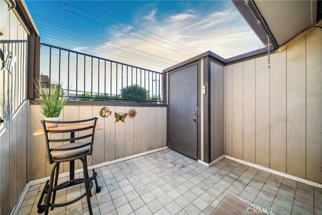 22421 Sherman Way 10, West Hills, CA 91307