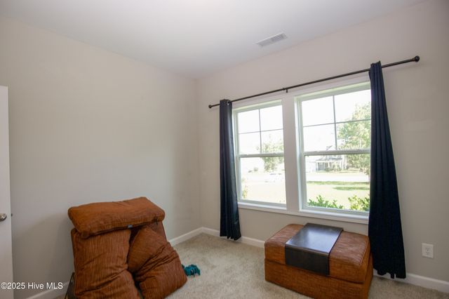 1385 Whitney Drive, Aberdeen, NC 28315