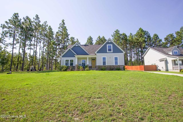 1385 Whitney Drive, Aberdeen, NC 28315