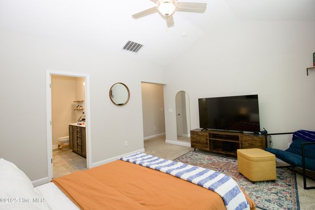 1385 Whitney Drive, Aberdeen, NC 28315